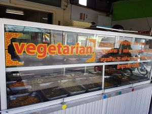 extensive buffet at Jiya Chai in Phuket