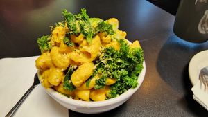 Mac and cheeze at Black Water Bar in Portland