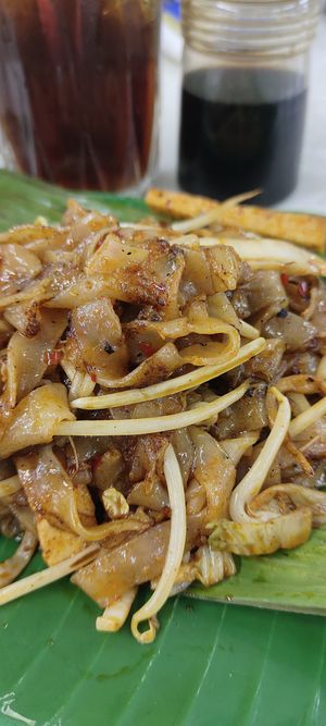 炒粿條 at Blue Boy Vegetarian Food Centre in Kuala Lumpur