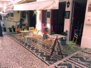 indoor & outdoor seating  at Didi Cafe in Albufeira
