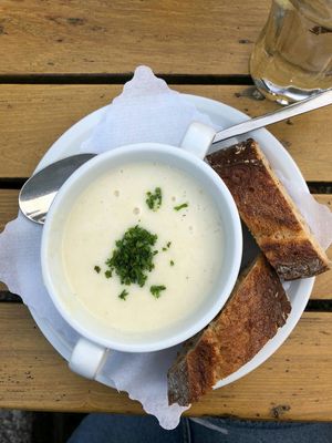 Kokos-Pastinaken-Suppe at Waldsee in Freiburg