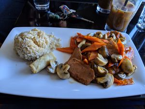Mushroom seitan lunch special plus Thai iced coffee at Zhu's Vegan Kitchen in Arlington