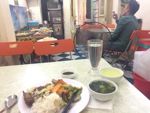 Rice + everything you could wish for  at Tu Hao in Hanoi