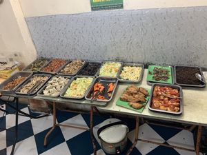 Buffet spread at Tu Hao in Hanoi