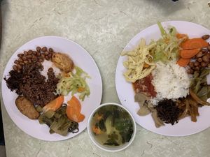 White rice and red rice at Tu Hao in Hanoi
