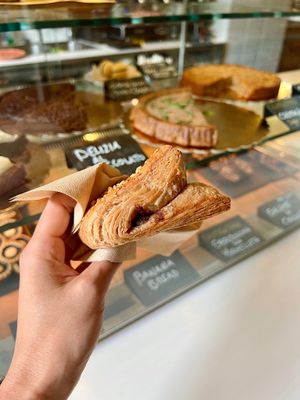  at Radicetonda - Piazza Buozzi in Milan