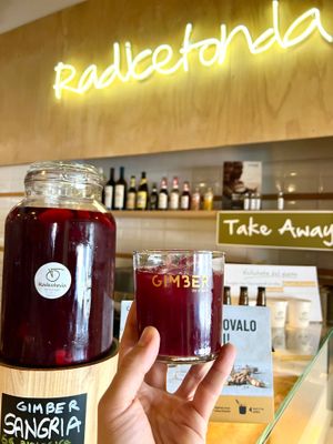  at Radicetonda - Piazza Buozzi in Milan