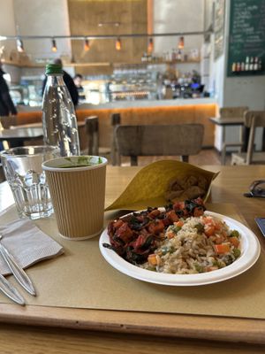 zucchini, spinach and peas soup - rice with vegetables and almond - marinated tofu  at Radicetonda - Piazza Buozzi in Milan
