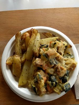 Two choices plate at Radicetonda - Piazza Buozzi in Milan