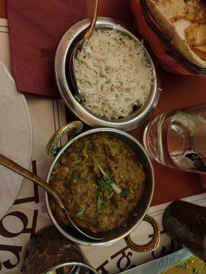 Tandoori Baingan Bartha - curry de berenjena at Veg World India in Barcelona