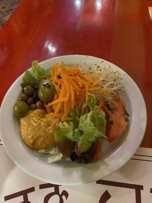 Salad 🥬   at Veg World India in Barcelona