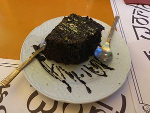 Tarta de chocolate y frutos secos   at Veg World India in Barcelona