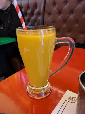 Mango juice at Veg World India in Barcelona