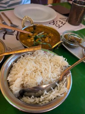 Chana massala at Veg World India in Barcelona