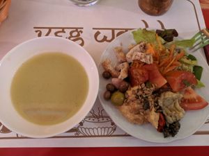 Salad from the salad bar and leek soup at Veg World India in Barcelona