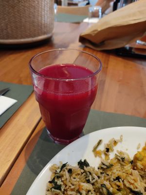 Centrifuga anguria zenzero e rapa rossa at 100% Bio in Rome