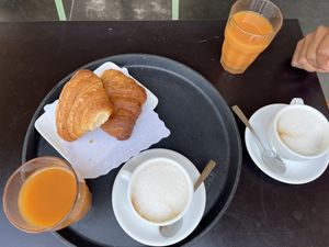 Cappuccino cornetto   at 100% Bio in Rome