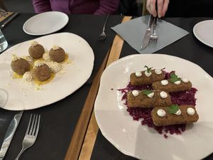 Polpeti zucca, polenta sticks  at 100% Bio in Rome