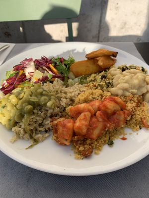 Selection of buffet option at 100% Bio in Rome