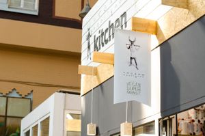 Vegano Hooligano Family home at Green 13 - Besarabsky Market in Kyiv