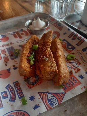 Seitan wings with dragon sauce and vegan mayo at BrewDog in Glasgow