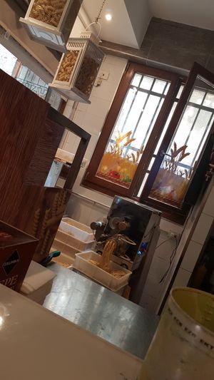 Ganz frisch at Dal Moro's Fresh Pasta To Go in Venice