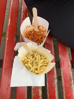 Two default vegan options   at Dal Moro's Fresh Pasta To Go in Venice