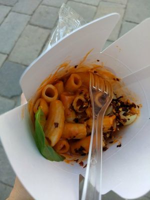 Napoletana at Dal Moro's Fresh Pasta To Go in Venice