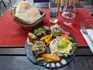 Mixed vegan plate at Aubergine in Bucharest
