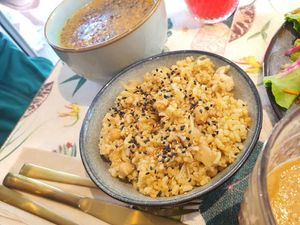 quinoa, arriz, cebolla y garbanzos, plato sin gluten at Granny Smith in Annecy