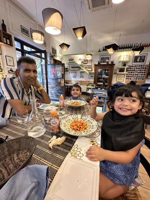 Happy vegan kids!   at Ma va' in Rome