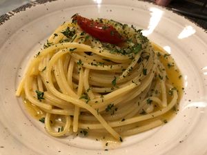 Spaghetti Aglio, Olio e Peperoncini at Ma va' in Rome
