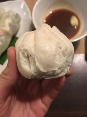 Banh bao veggie at La Baie du Dragon in Marseille