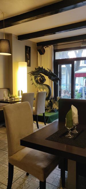 The dragon. 🐉 at La Baie du Dragon in Marseille