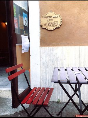 Breaking Bread Bistro - outside tables at Breaking Bread Bistrot in Rome