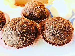 veg&raw energy balls at SmileS in Bellinzona