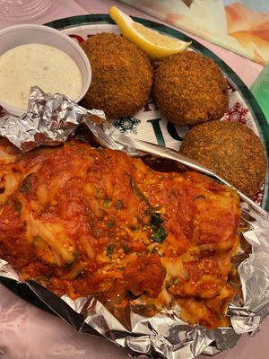 Veggie Lasagna & Crab Cakes !  #Veganuary at 3 Brothers Vegan Cafe in Copiague