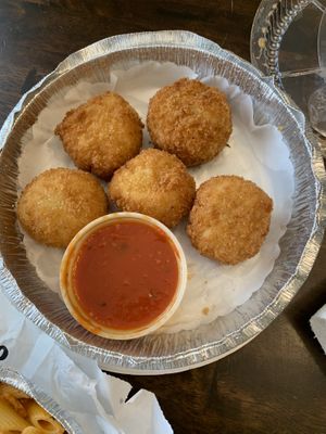 rice balls at 3 Brothers Vegan Cafe in Copiague