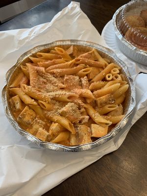 penne alla vodka with grilled tofu👌🏻 at 3 Brothers Vegan Cafe in Copiague