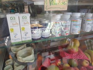 Loads of extras at Verdeando in Denia