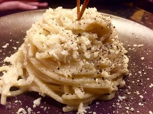 Spaghetti cacio e pepe  at Lizard in Rome