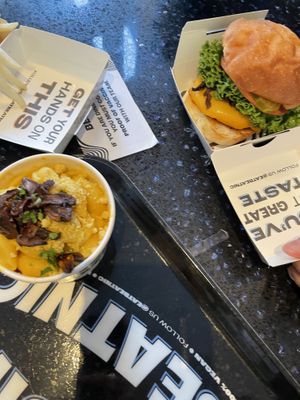 Double cheese and mac and cheese at Beatnic - Bleecker St in New York City