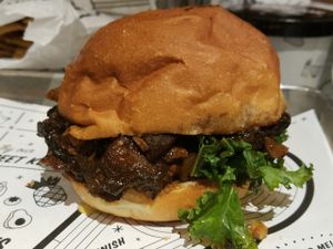 whiskey bbq at Beatnic - Bleecker St in New York City