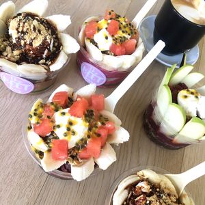Superfood Bowls & Organic Fairtrade Coffee - gluten free / dairy free / refined sugar free / vegan at The Beet Bar in Townsville