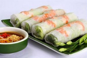 Fresh Spring srolls at Angkor Vegetarian Nutrition Restaurant in Phnom Penh