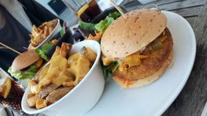 Mango vietnamese burger ❤ at Beet in Luxembourg City