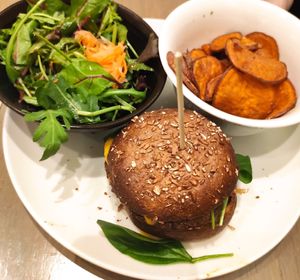 Burger at Beet in Luxembourg City