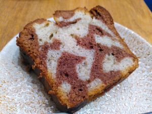 Marble cake at Beet in Luxembourg City