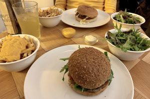 BBQ burger 🍔 and Aubergine burger at Beet in Luxembourg City