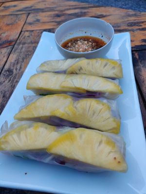 Spring rolls with fruit, veg and mint at Chookie's Hideaway in Ninh Binh